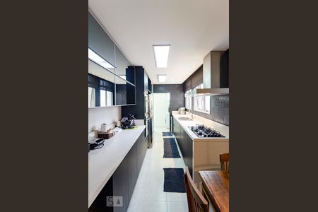 Apartamento para alugar com 124m², 3 quartos e 2 vagasCozinha