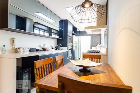 Apartamento para alugar com 124m², 3 quartos e 2 vagasCozinha