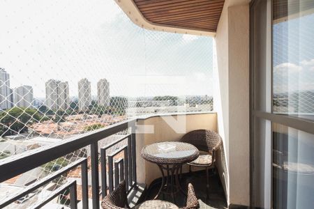 Varanda  de apartamento à venda com 3 quartos, 200m² em Tatuapé, São Paulo