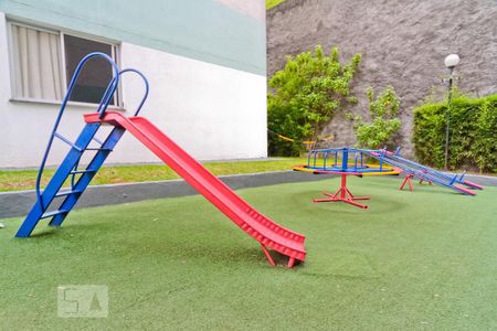 Apartamento à venda com 58m², 3 quartos e 1 vaga Apartamento à venda com 58m², 3 quartos e 1 vagaÁrea Comum - Playground