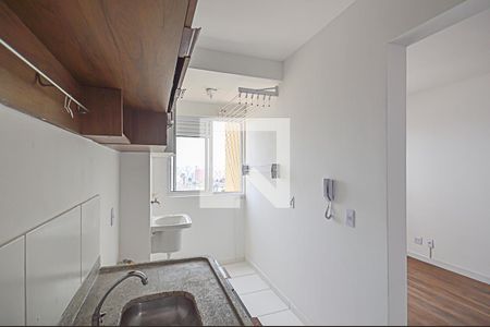 Apartamento à venda com 46m², 2 quartos e 1 vaga Apartamento à venda com 46m², 2 quartos e 1 vagaCozinha e Área de Serviço