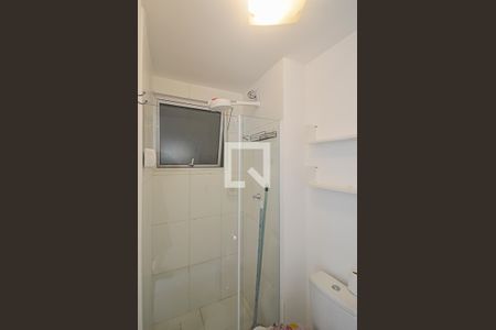 Banheiro de apartamento à venda com 2 quartos, 46m² em Nova Petrópolis, São Bernardo do Campo