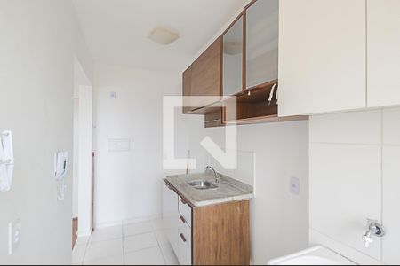 Apartamento à venda com 46m², 2 quartos e 1 vaga Apartamento à venda com 46m², 2 quartos e 1 vagaCozinha e Área de Serviço