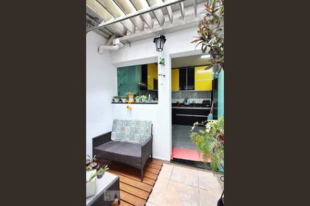 Casa à venda com 280m², 5 quartos e 2 vagasJardim de Inverno 