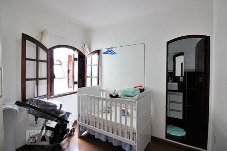 Casa à venda com 280m², 5 quartos e 2 vagasQuarto 3 - Suíte