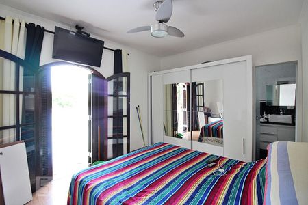 Casa à venda com 280m², 5 quartos e 2 vagasQuarto 1 - Suíte