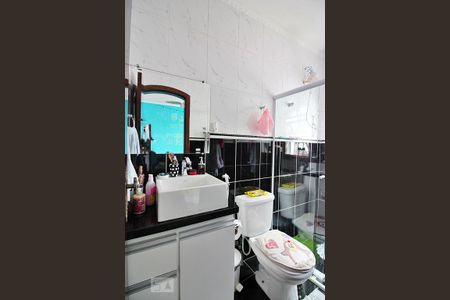 Casa à venda com 280m², 5 quartos e 2 vagasBanheiro do Quarto 4 - Suíte