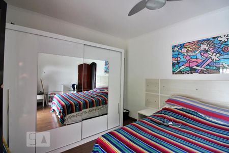 Casa à venda com 280m², 5 quartos e 2 vagasQuarto 1 - Suíte