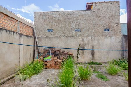 Casa à venda com 62m², 3 quartos e 2 vagas Casa à venda com 62m², 3 quartos e 2 vagasVista