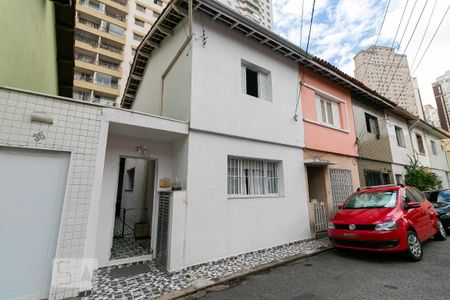 Casa à venda com 70m², 2 quartos e 1 vagaFachada
