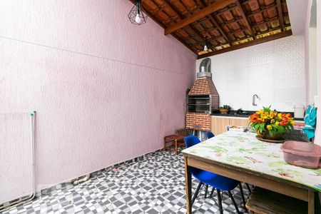 Casa à venda com 70m², 2 quartos e 1 vagaÁrea de Lazer