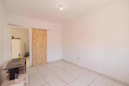 Sala/Quarto de kitnet/studio para alugar com 1 quarto, 30m² em Campo Grande, Rio de Janeiro