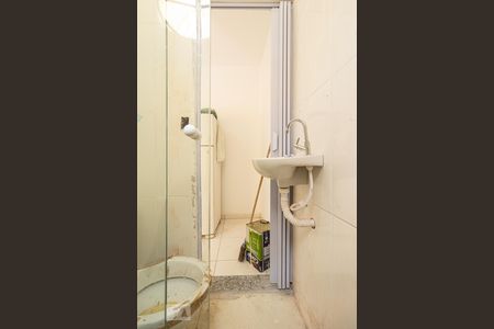 Banheiro de kitnet/studio para alugar com 1 quarto, 30m² em Campo Grande, Rio de Janeiro