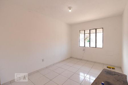 Sala/Quarto de kitnet/studio para alugar com 1 quarto, 30m² em Campo Grande, Rio de Janeiro