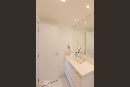 Apartamento à venda com 109m², 3 quartos e 2 vagasBanheiro Suite