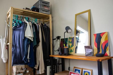 Casa à venda com 98m², 3 quartos e 2 vagasQuarto 2° andar