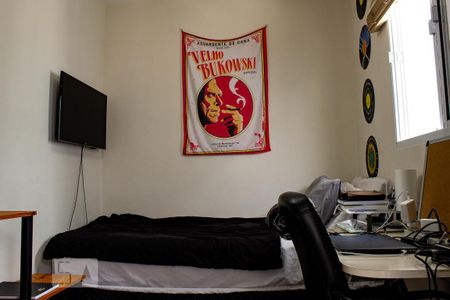 Casa à venda com 98m², 3 quartos e 2 vagasQuarto 2° andar