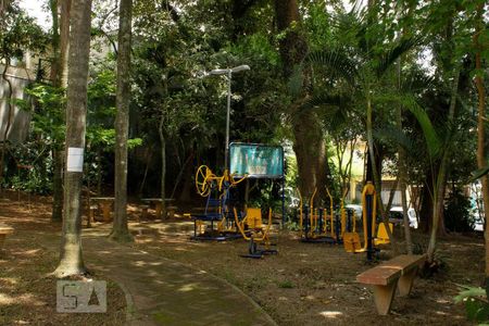 Casa à venda com 98m², 3 quartos e 2 vagasÁrea comum