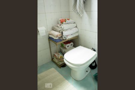 Casa à venda com 98m², 3 quartos e 2 vagasBanheiro  2° andar