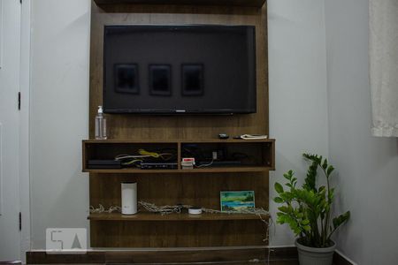 Sala de casa para alugar com 3 quartos, 98m² em Vila Nova Caledônia, São Paulo