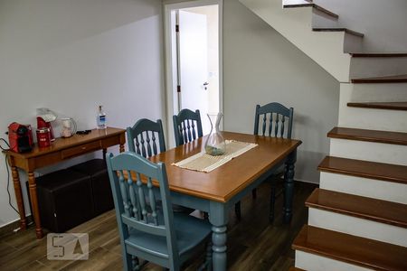 Sala de casa para alugar com 3 quartos, 98m² em Vila Nova Caledônia, São Paulo