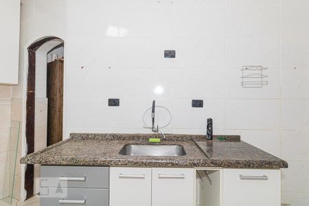Cozinha de casa para alugar com 1 quarto, 50m² em Vila Santos, São Paulo