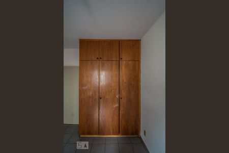 Quarto 1 de apartamento para alugar com 3 quartos, 100m² em Centro, Campinas