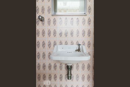 Apartamento à venda com 100m², 3 quartos e 1 vaga Apartamento à venda com 100m², 3 quartos e 1 vagaÁrea de serviço - banheiro