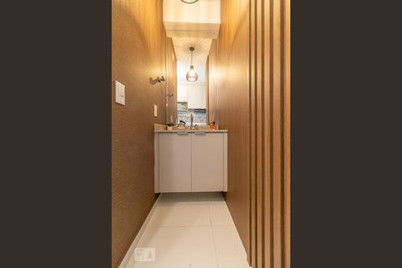 Banheiro - lavatório de kitnet/studio para alugar com 1 quarto, 25m² em Sumarezinho, São Paulo
