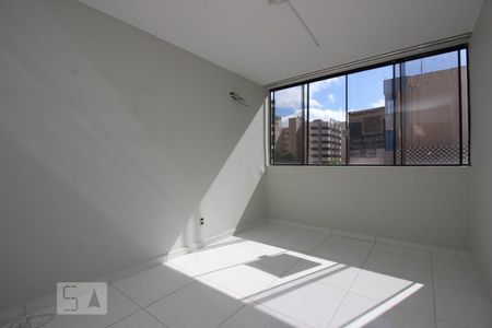 Dormitório de apartamento para alugar com 1 quarto, 34m² em Norte (águas Claras), Brasília