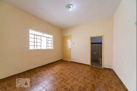 Sala de casa para alugar com 2 quartos, 70m² em Vila Palmares, Santo André