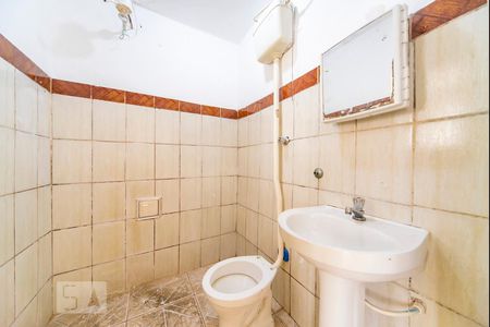 Banheiro  de casa para alugar com 2 quartos, 70m² em Vila Palmares, Santo André