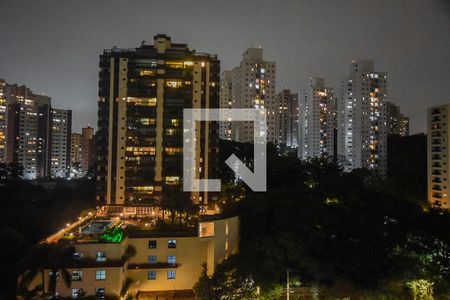 Vista de apartamento à venda com 3 quartos, 120m² em Vila Sonia, São Paulo