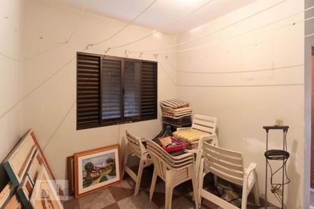 Casa à venda com 350m², 3 quartos e 4 vagasEdícula