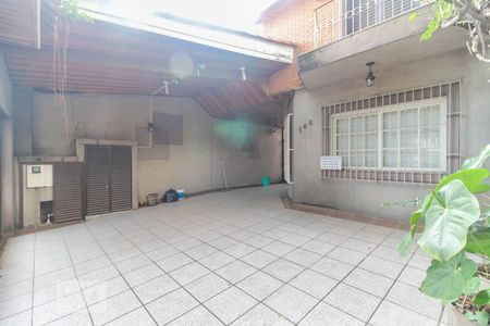 Casa à venda com 350m², 3 quartos e 4 vagasGaragem