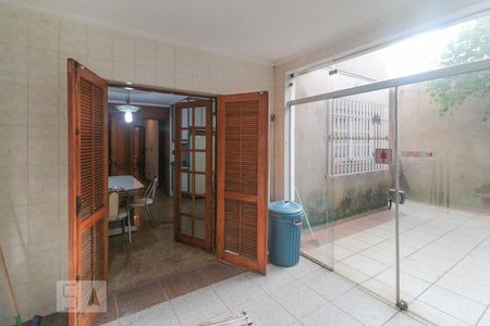 Casa à venda com 350m², 3 quartos e 4 vagasÁrea de serviço