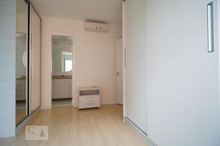 Apartamento para alugar com 98m², 2 quartos e 2 vagasQuarto Suíte