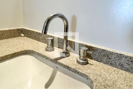 Apartamento à venda com 64m², 2 quartos e 1 vagaBanheiro da Suíte 