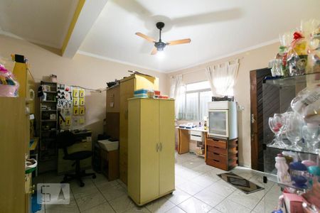 Sala de casa à venda com 2 quartos, 100m² em Vila Carmosina, São Paulo