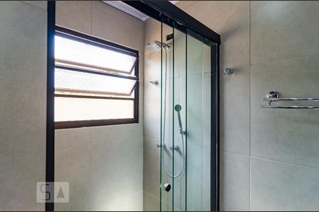 Casa à venda com 132m², 3 quartos e 2 vagasBanheiro da Suíte