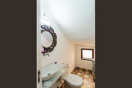 Lavabo de casa para alugar com 3 quartos, 132m² em Parque Jabaquara, São Paulo