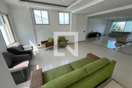 Sala de casa à venda com 4 quartos, 391m² em Jardim Guanabara, Rio de Janeiro