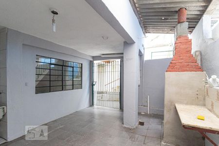 Casa à venda com 200m², 4 quartos e 2 vagasChurrasqueira
