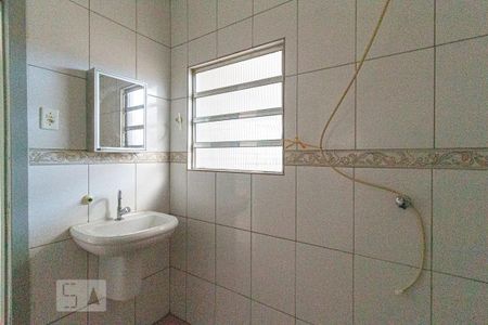Casa à venda com 200m², 4 quartos e 2 vagasBanheiro de Serviço