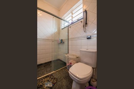 Casa à venda com 400m², 7 quartos e 6 vagasBanheiro da Suíte 1