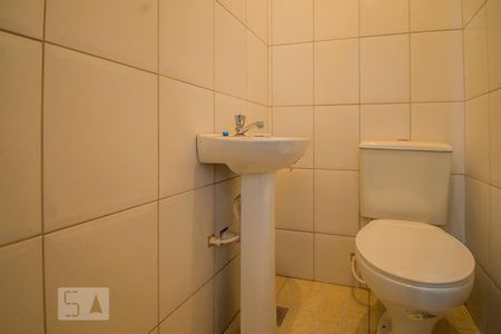 Casa à venda com 400m², 7 quartos e 6 vagasBanheiro de Serviço 2