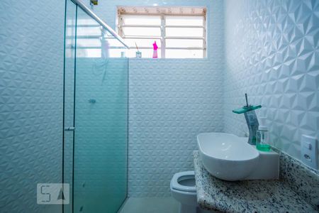 Casa à venda com 400m², 7 quartos e 6 vagasBanheiro da Suíte 2