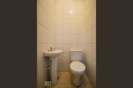 Casa à venda com 400m², 7 quartos e 6 vagasBanheiro de Serviço 2