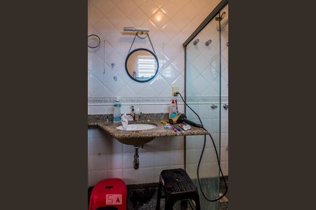 Casa à venda com 400m², 7 quartos e 6 vagasBanheiro da Suíte 1