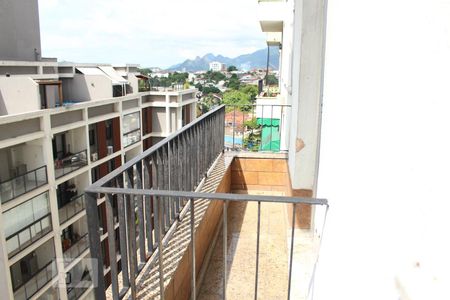 varanda de apartamento à venda com 2 quartos, 68m² em Tanque, Rio de Janeiro